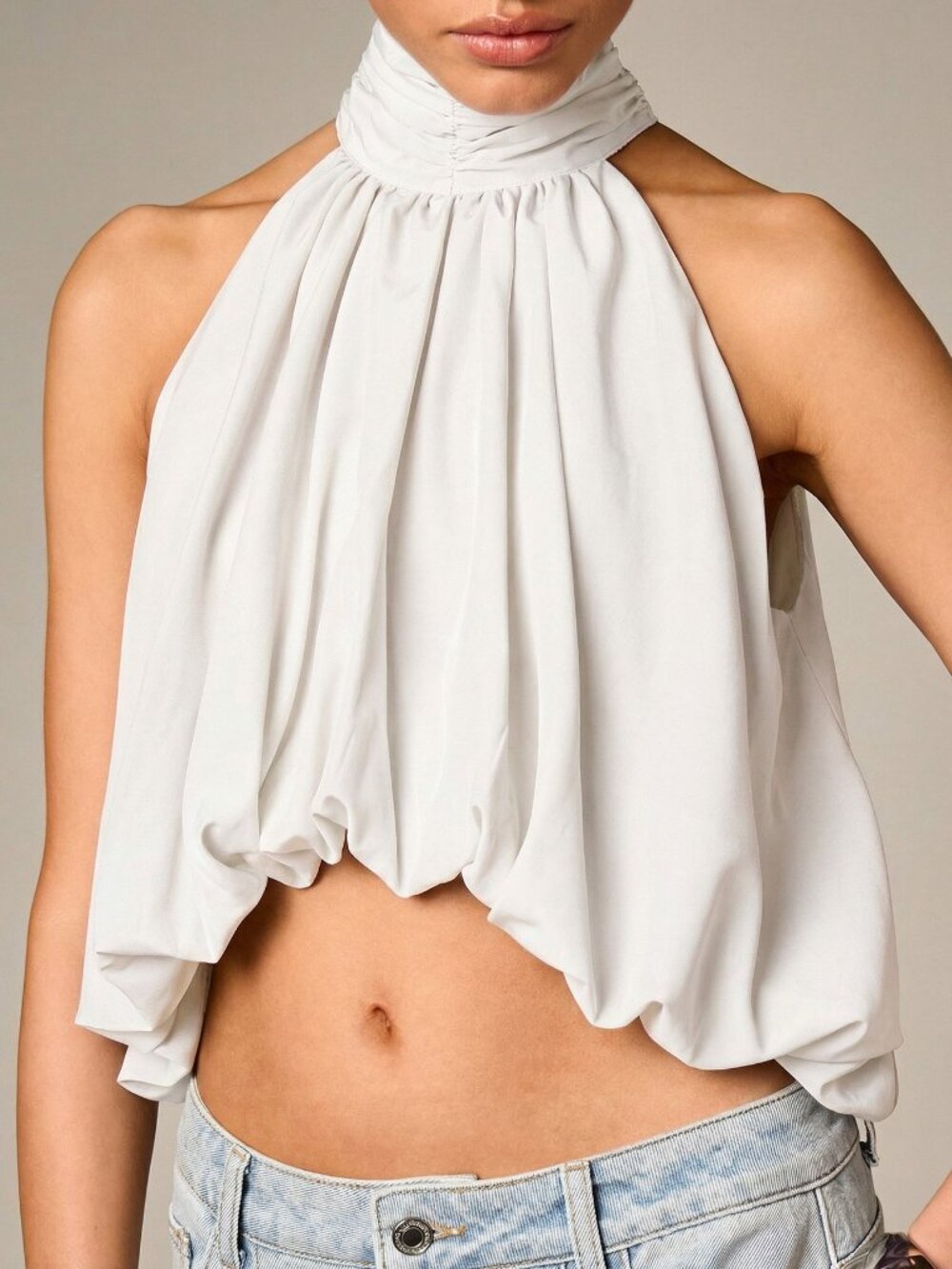 White Casual Women's Sleeveless Halter Neck Puffball Top - Picture 6 of 6